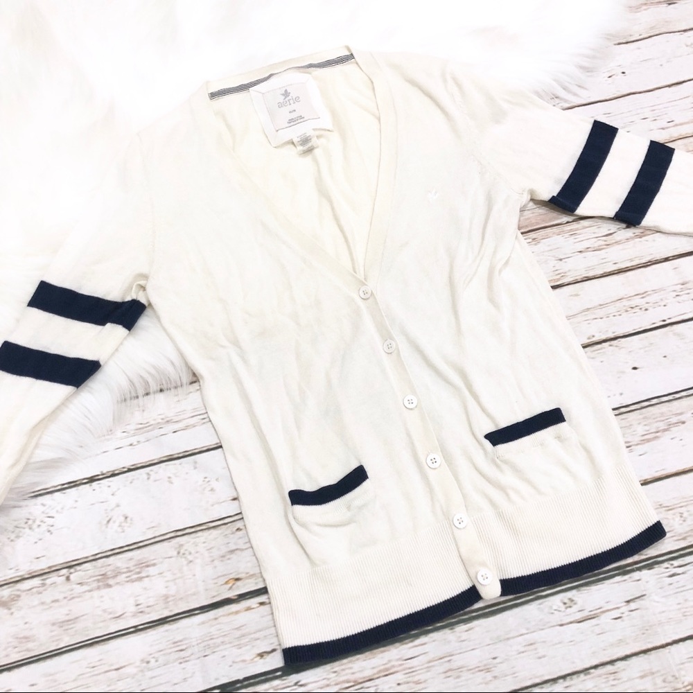 AERIE White Knit Cardigan Blue Striped Size Medium